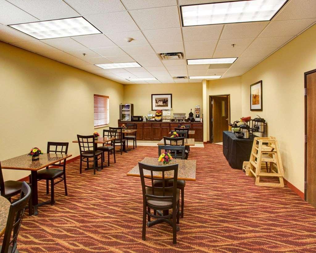 Rodeway Inn & Suites Phillipsburg Ресторан фото